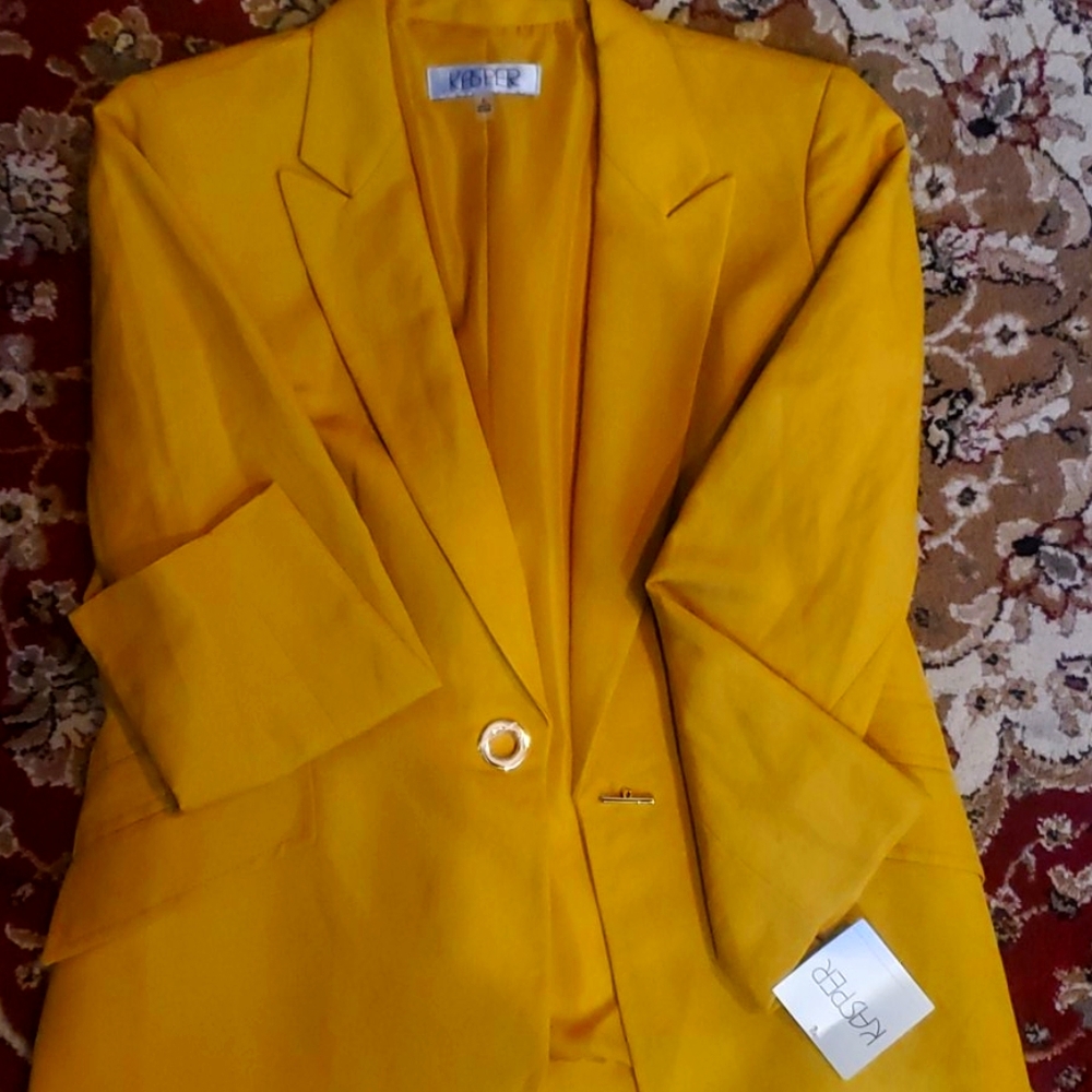Suit